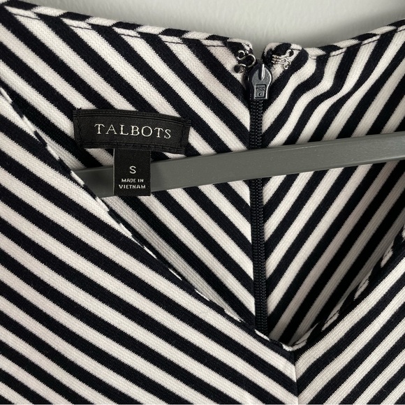 TALBOTS A-LINE DRESS | White / Black Stripe | Small - Picture 4 of 4